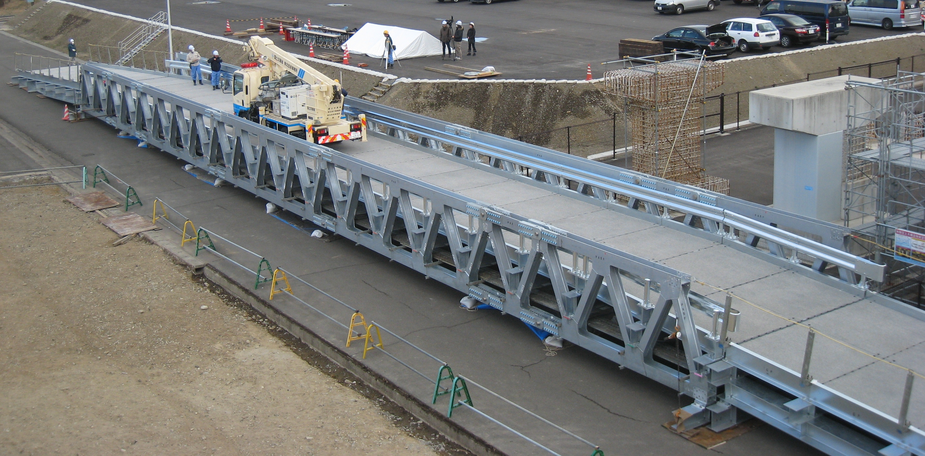 トライアス(仮橋)|鋼製橋梁 |施工実績 |株式会社IHIインフラ建設(IIK)