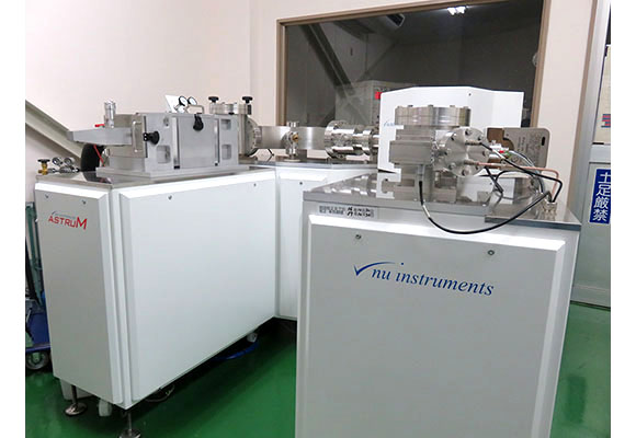 Nu Instruments Ltd ASTRUM　微量元素分析装置（グロー放電質量分析装置）