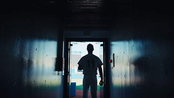 挫折を乗り越えて、プロのマウンドへ　