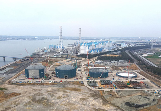 JERA碧南火力発電所商用アンモニアタンク建設工事の様子　提供：JERA