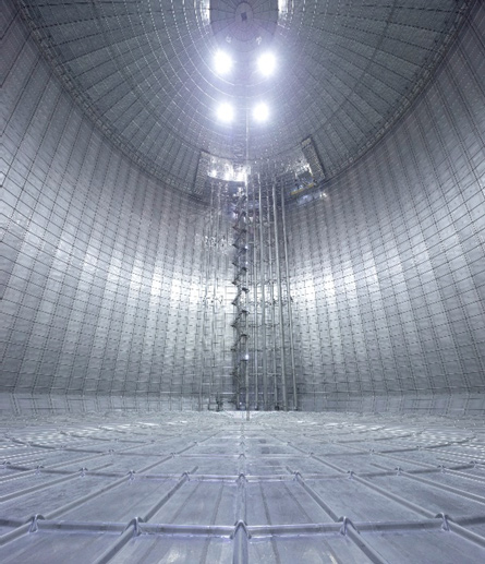 タンク内景（メンブレン）　画像提供：東京ガス(株)