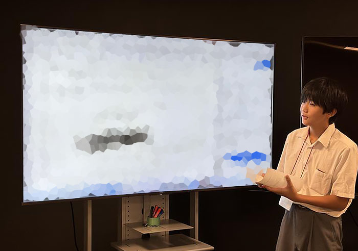 Presenting original products during a planning session