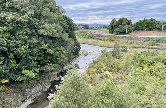 Confluence of the Echi and Shibu Rivers (the Shibu River is in the foreground)