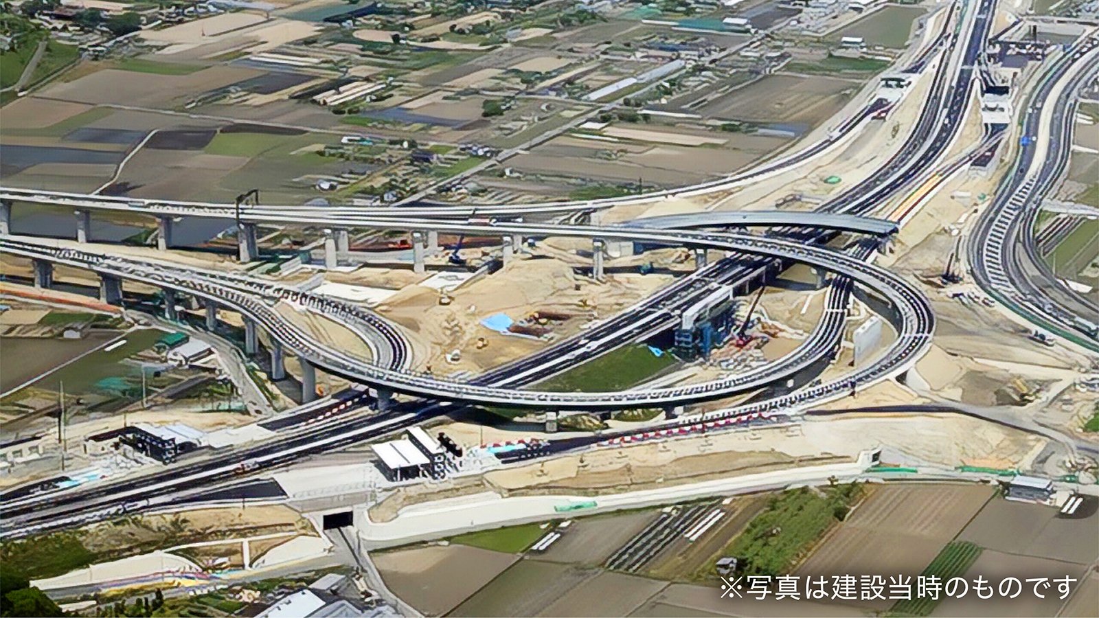 日本の新しい大動脈を開通させる（前編）《新東名神高速道路の鋼橋》