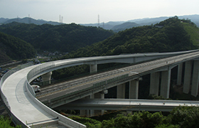 尾道ジャンクションＣランプ橋（広島県）