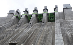 ダム用水門設備