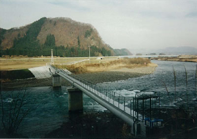 末広水管橋