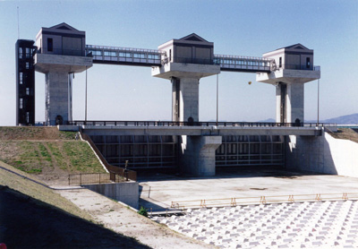 押分水門（岩沼水門） 