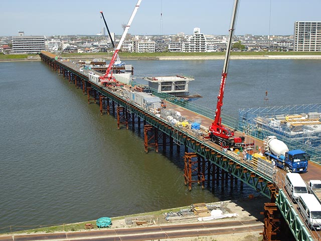 小戸之橋工事用桟橋