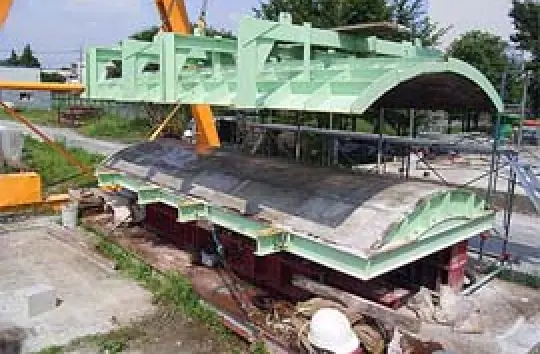 トンネル覆工コンクリート充填実験