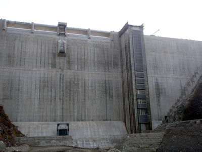 Yunishigawa Dam