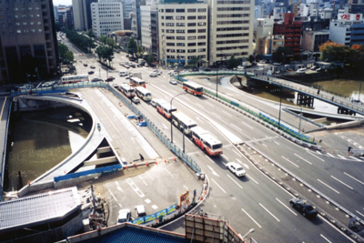 駅前大橋