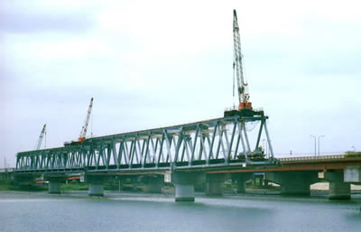 江戸川放水路橋