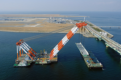 関空連絡橋 応急復旧工事