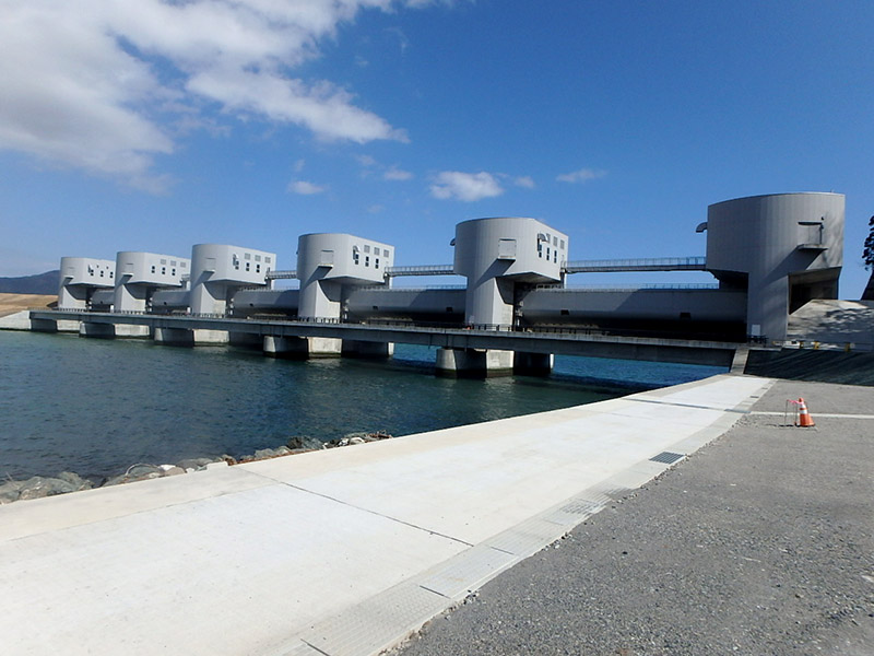 気仙川水門