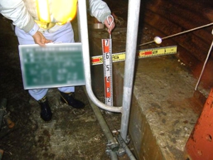 LPF工法-水抜き完了(水は、長靴の下程度)