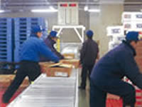 Improving business efficiency by introducing freezer automated warehouse/retrieval systems