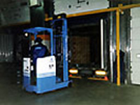 冷凍自動倉庫による冷凍倉庫作業環境改善と安全確保