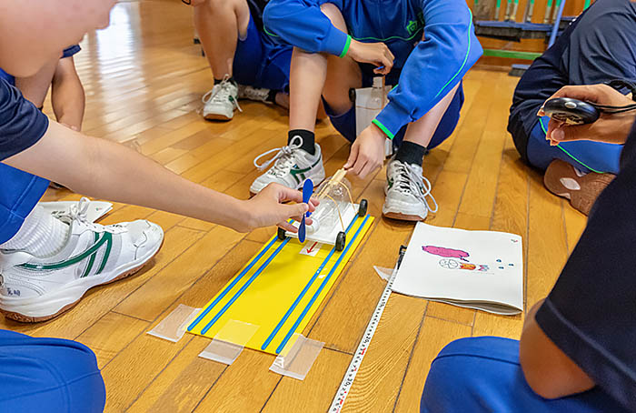 ペットボトルカーによる実験