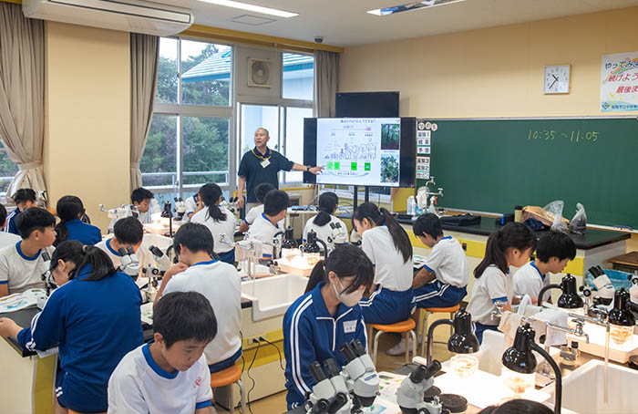 吉村准教授による講義の様子