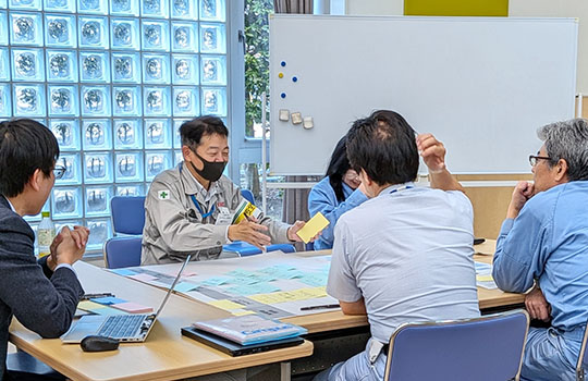 廃棄物管理の高度化をテーマにしたWSの様子