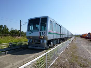 日暮里・舎人ライナー向け新交通システム車両の引き渡し 日暮里・舎人ライナー向け新交通システム車両の引き渡し